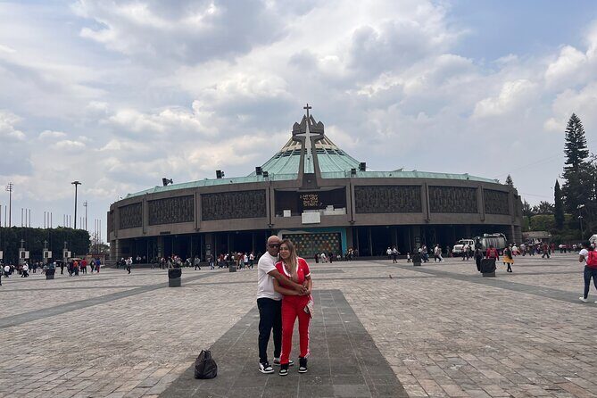 100% private tour in Guadalupe's Basilica with transport - Private Guadalupe tour value: what you gain beyond entry