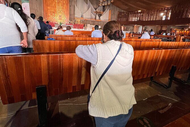 100% private tour in Guadalupe's Basilica with transport - Old and First Basilicas: seeing the layers, not just the headlines