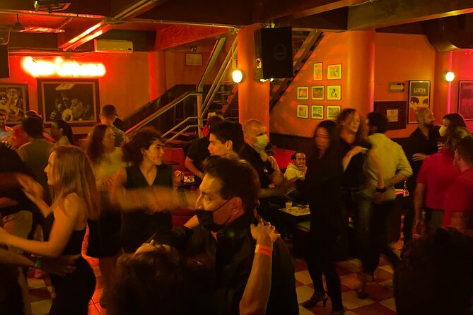2 Hours and 30 Minutes Salsa Night in México City - Drinks, cover, and how to spend money without surprises