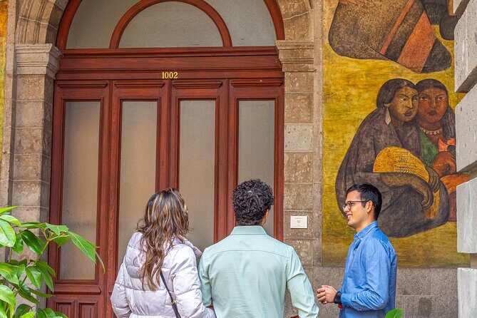 2 Hours of Mexican Muralism with an Art Lover - Key moments you’ll remember most