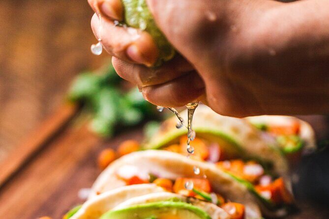 3-Hour Night Tacos and Mezcal Crawl in Mexico with Guide - Key highlights and what makes this crawl work