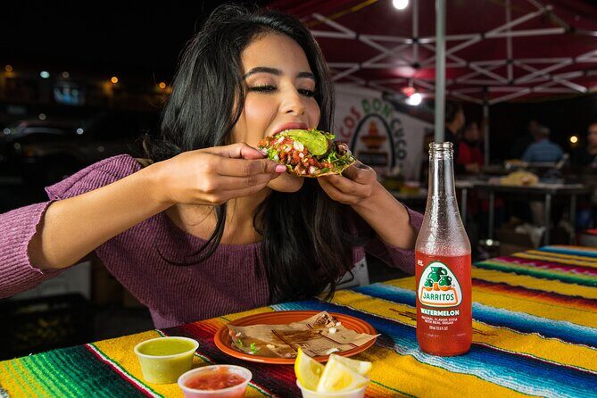 3-Hour Night Tacos and Mezcal Crawl in Mexico with Guide - Stop-by-stop: Roma Norte taco spots and mezcal sips
