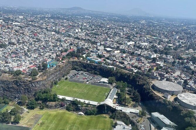 30 min Private Helicopter Tour in Mexico City - Chapultepec: castle views and the meaning behind the name