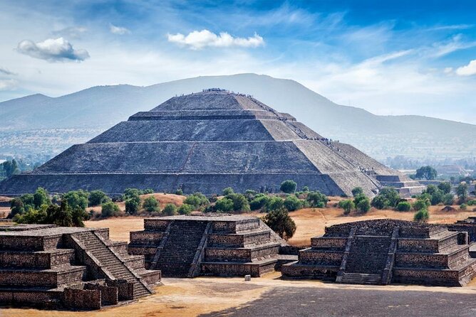 3X1 Teotihuacan, Basilica of Guadalupe, Tlatelolco and Tequila Tour - What the Guides Can Make Better (and What to Watch)