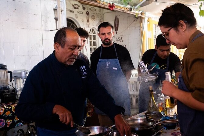 4 Moles Oaxacan Cooking Class with Traditional Cook - The 2.5-hour flow: what you’ll cook and eat