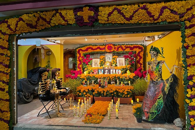 5 Hours Guided Day of The Dead Evening Walking Tour in Oaxaca - Why Oaxaca’s Día de Muertos Feels Different in Centro
