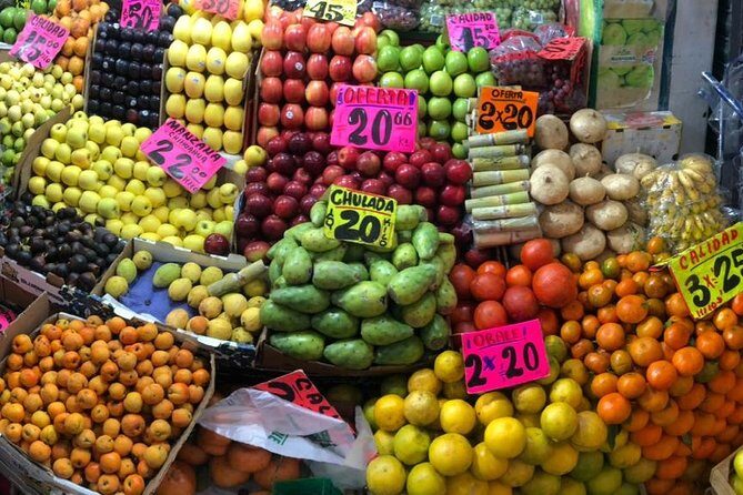 A Mexican Cooking Class - Mezcal tasting with three samples: what to pay attention to