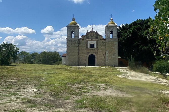 After the footsteps of Nacho Libre in Oaxaca - San Agustín Etla and the Santiario de las Peñitas