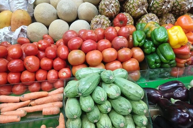 Arts and Snacks Walking Tour with Taste of San Miguel - Mercado de Artesanías: how to browse for real quality