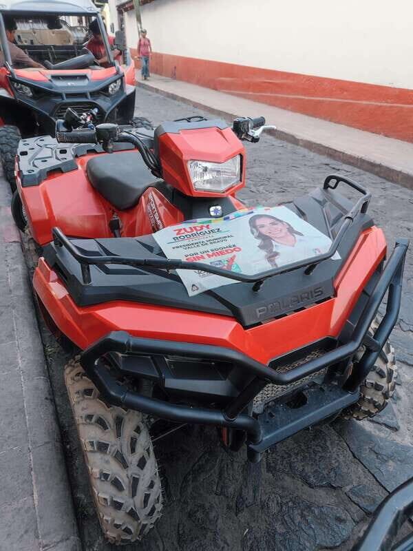 ATV to the waterfalls in Valle de Bravo - Language and group setup: private guide, bilingual support