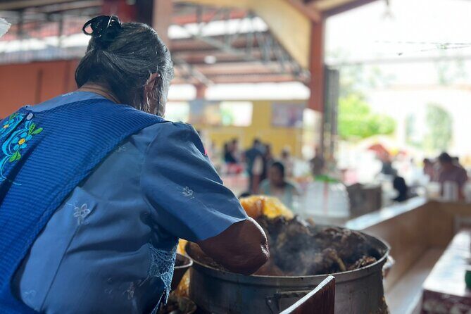 Authentic Oaxacan food & Cultural Experience - Tlacolula market tacos: barbacoa plus goat and sheep