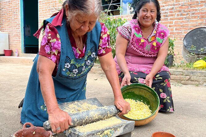 Authentic Oaxacan food & Cultural Experience - Teotitlán del Valle weaving: natural dyes and the patience behind the rug