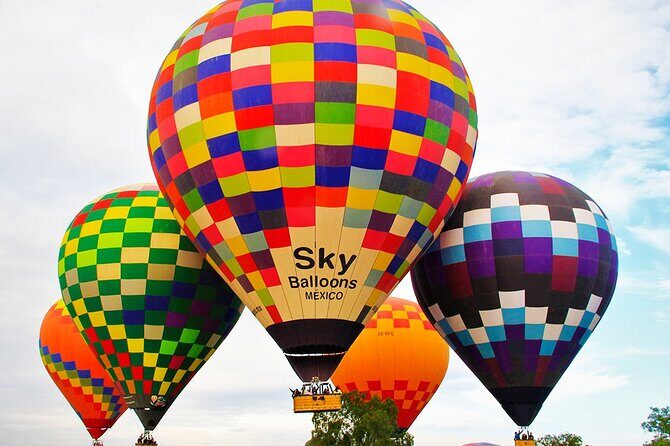 Balloon adventure: transfer+breakfast in the cave+guided pyramids - Price and Value: What $242.10 Buys You (and What It Might Cost in Time)