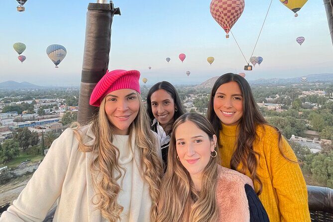 Balloon Flight and Teotihuacan Tour w/Breakfast from Mexico City - Coatlan Experiencias: obsidian, textiles, and regional spirits