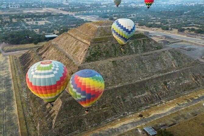 Balloon Flight and Tour in Teotihuacán from Mexico City - Volando Alto Teotihuacan: the coffee-and-cookies phase that sets the tone