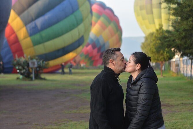 Balloon Flight + Breakfast in a cave + Pick up CDMX + Pyramids - How the day starts in Mexico City at 4:30–5:30 a.m.