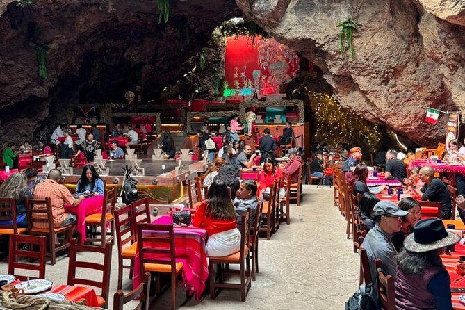 Balloon Flight + Breakfast in cave + Pick-up in Cdmx (Optional) - The Coffee and Cookies Phase: What Happens Before You Lift Off