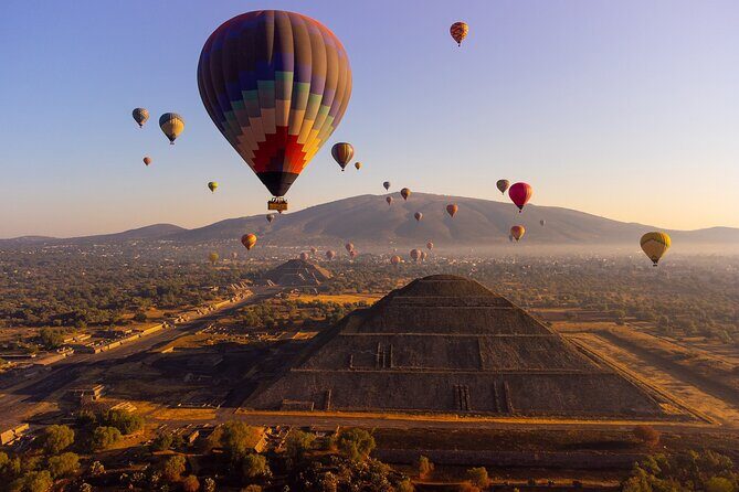 Balloon flight + pick up in CDMX + Breakfast in Cave + Teotihuacan - Key highlights to watch for