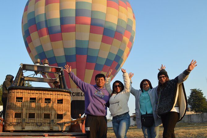 Balloon Flight with Breakfast and Transportation from CDMX - Aerodiverti Teotihuacán: coffee break, flight time, toast, and your certificate