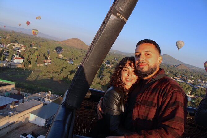 Balloon Flight with Breakfast in Cave and Pyramids of Teotihuacan - Group size and comfort: good logistics, still a long day