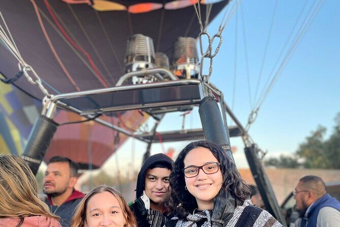 Balloon flight with private transportation and guided tour to Teotihuacán - Why this Teotihuacán balloon day starts before sunrise
