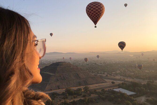 Balloon flight with pyramids tour and transportation from Mexico City - The hot air balloon ride: what wind changes and how to get good views