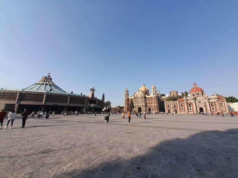 Basilica de Guadalupe: Complete Walking Tour - Visiting El Pocito: a smaller stop with big meaning
