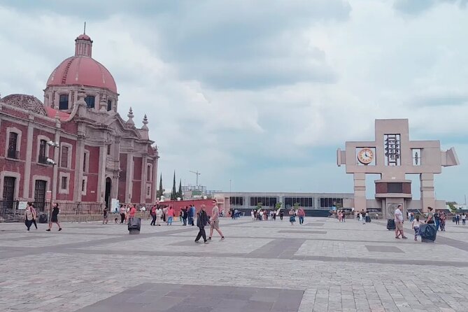 Basilica of Guadalupe. Mexico City. Walking tour - Old Basilica: How the Story Lands in the Same Place