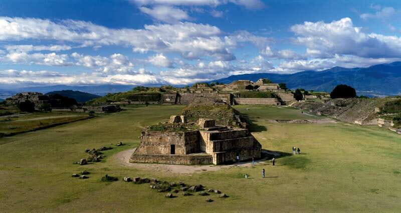 Best of Monte Albán and visit two villages arround - Where the Day Eats: Regional Food Stop Without Meal Inclusion