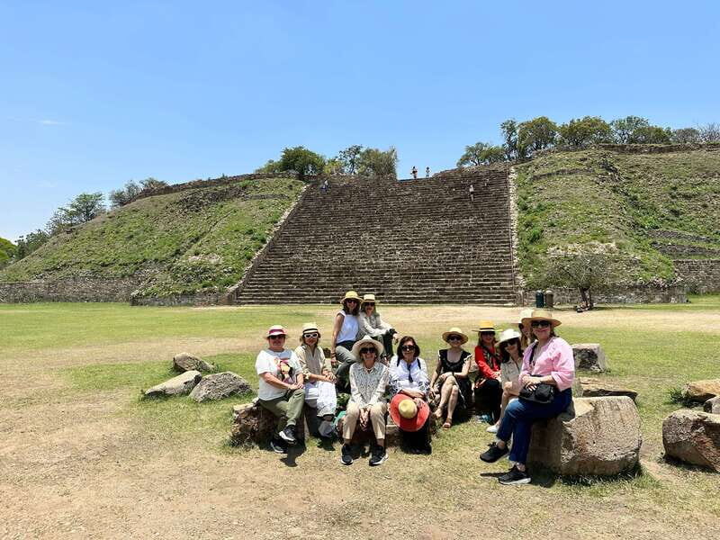 Best of Monte Albán and visit two villages arround - Guide Style and Language: English Exists, but Watch the Mix