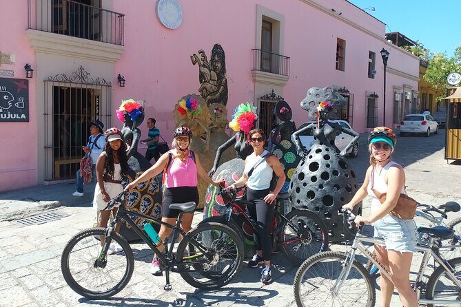 Bicycle Tour through Oaxaca learning about its Urban Art and History - Stop 4: Cerro del Fortín Viewpoint and the Benito Juárez Passing Moment