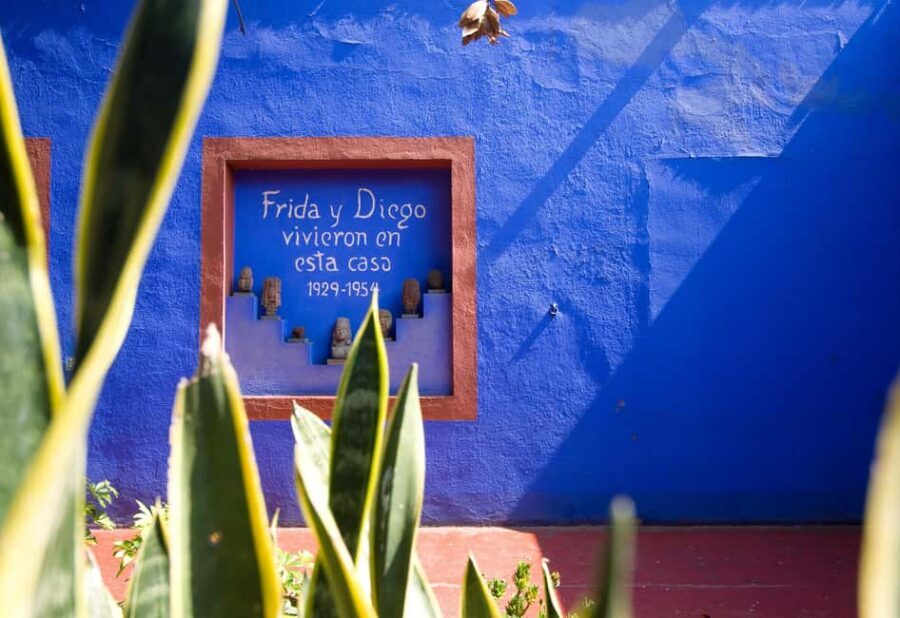 CDMX: Coyoacán, UNAM, Xochimilco, and optional Frida Kahlo Museum - Key highlights worth marking on your map