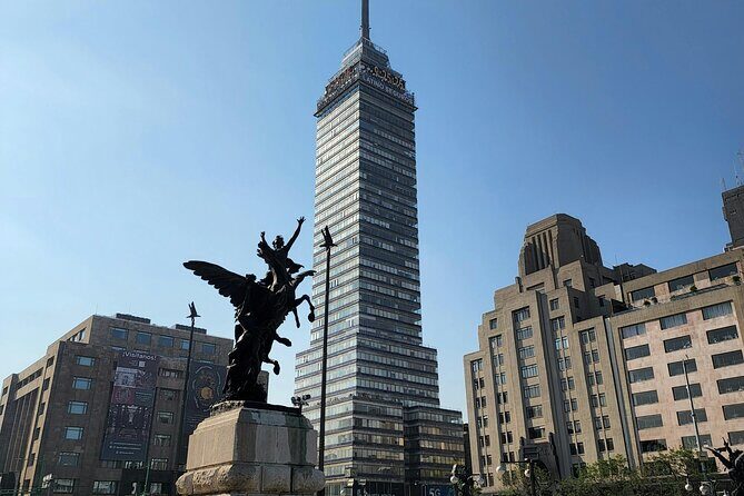 CDMX Historic Center Walking Tour (2 hours) - Francisco I. Madero Avenue: your guided shortcut to food and street life