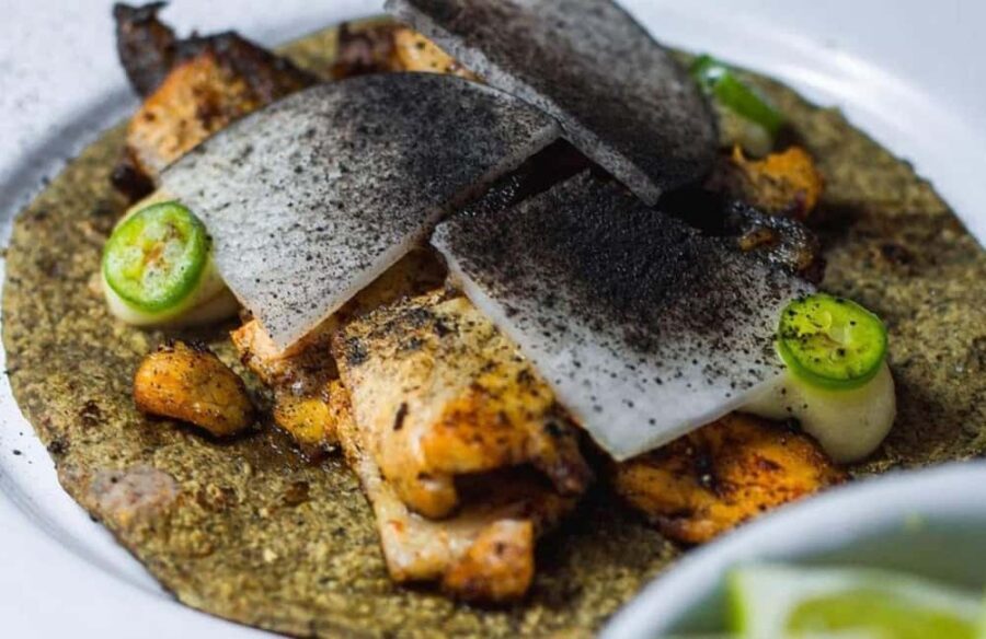 CDMX: Tacos and mezcal night tour - The guide + group size equation: why it feels like friends, not a class