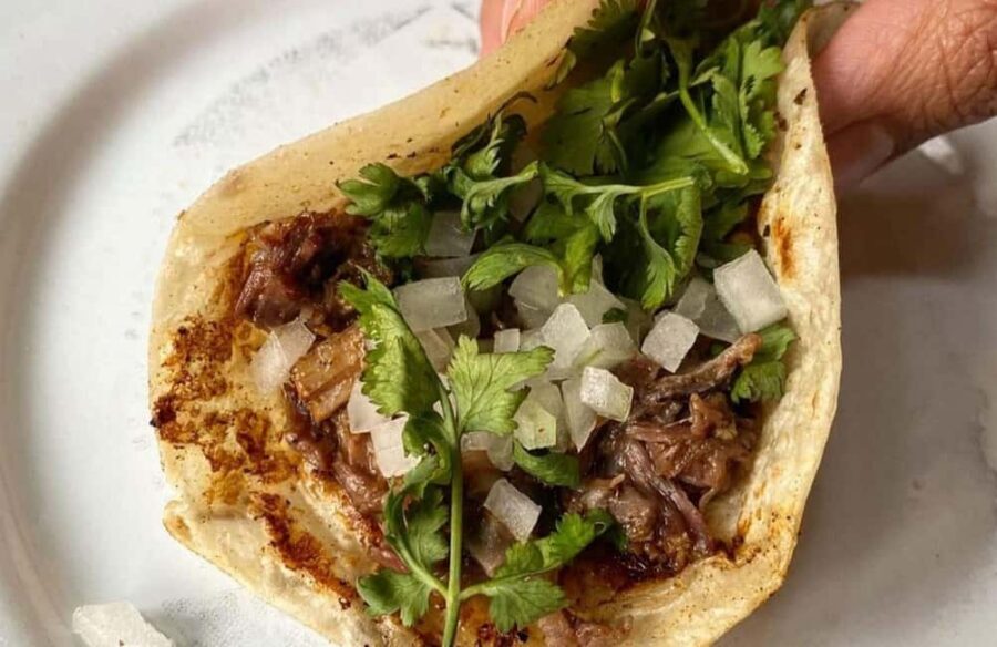 CDMX: Tacos and mezcal night tour - The taco route: three taquerias, a clear meat-and-flavor focus