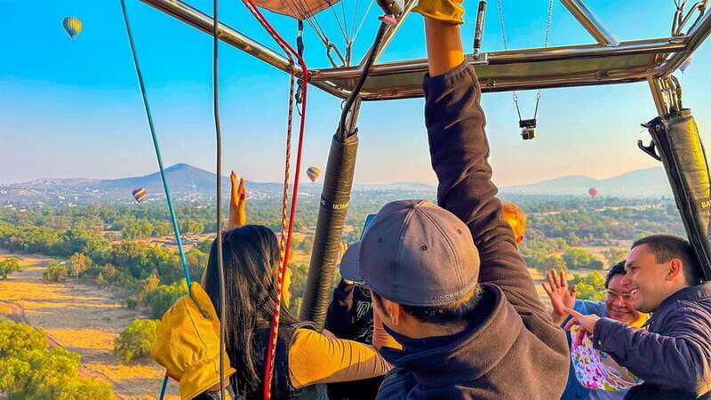 CDMX: Teotihuacan Balloon Flight with Optional Pyramids Tour - Who should book this, and who should skip it