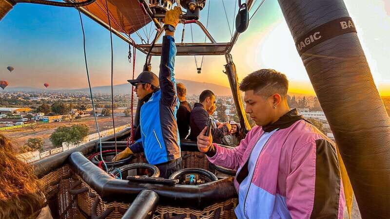 CDMX: Teotihuacan Balloon Flight with Optional Pyramids Tour - Sunrise balloon over Teotihuacan: the moment you’ll remember