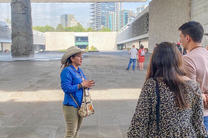 Chapultepec Castle & Anthropology Museum Tour - Group Size, English Service, and How to Get Clear Explanations