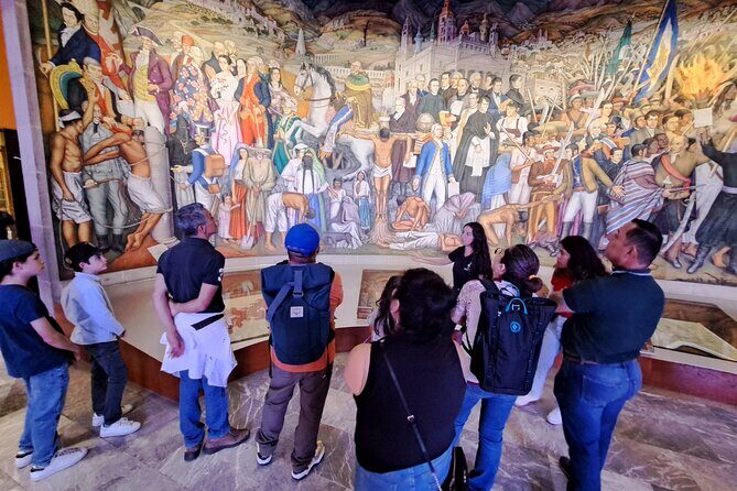 Chapultepec Castle Tour and its surroundings - Timing and logistics: meeting points, pace, and the walking factor