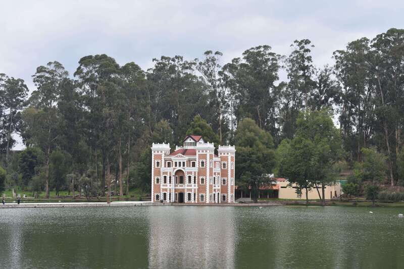 Chautla's Castle, Lavender Farm, and Valquirico Private Tour - A 7-hour circuit from Puebla: hacienda, lavender ranch, and Val’Quirico