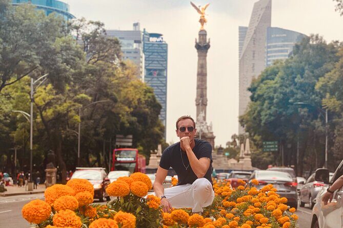 Cheerful Introduction Walking Tour in Roma, Condesa & Juarez - El Moro Churros and Avenida Amsterdam’s Horse-Race Past