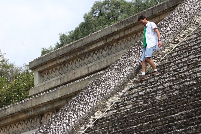 Cholula experience (private tour) - Santa María Tonantzintla: every surface tells a story