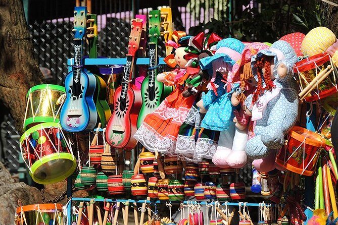 City Tour and Xochimilco Floating gardens - Catedral Metropolitana: A Quick Free Stop That Changes Your Perspective