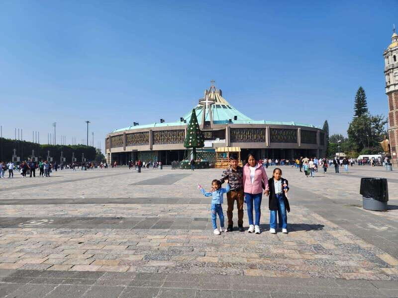 City Tour in Mexico City and Basilica of Guadalupe - Entering the Catedral Metropolitana and the Historic Center around the Zócalo