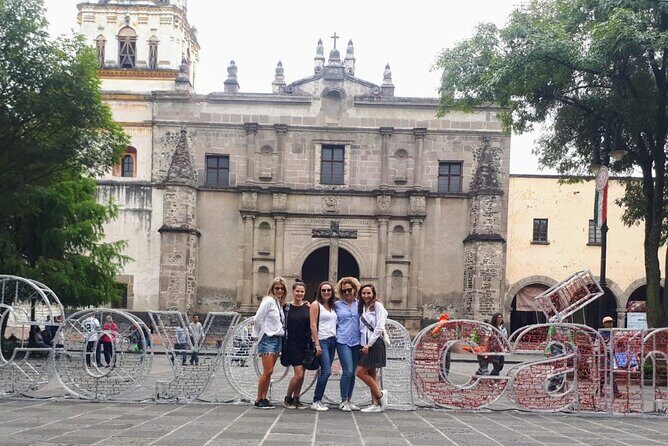 Coyoacán Walking Tour: Access to Frida Kahlo Museum & Tacos - Frida Kahlo Museum (Casa Azul): included admission and what to focus on