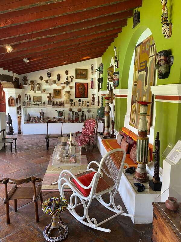 Cuernavaca: Museo Robert Brady Guided Tour - The world in one house: Mexican, African, Asian, and more