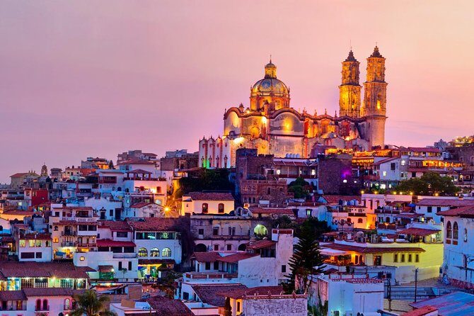 CUERNAVACA & TAXCO (Private) - Taxco’s Callejoneada and Zócalo: silver culture meets practical walking time