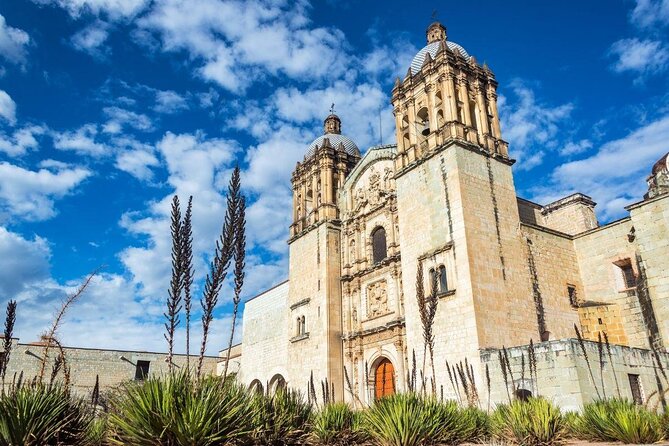 Culture, History and Food in Oaxaca City - A 3-Hour Oaxaca City Walk That Starts You “Reading” the Streets