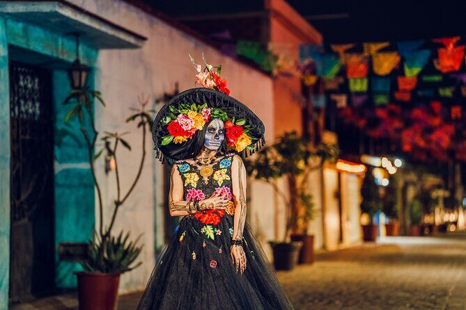 Day of the Dead, Legends & Ghosts Mystery tour - The price feels fair for what you get at night