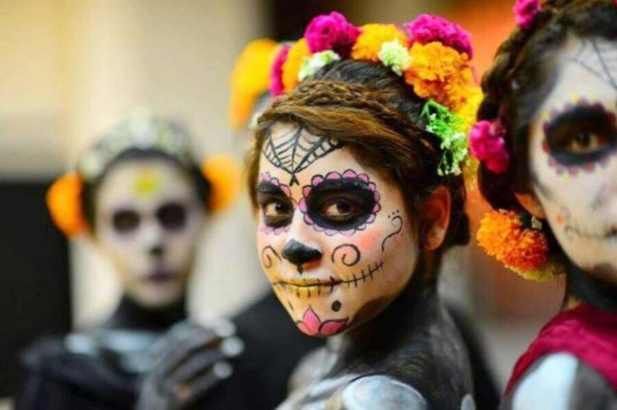 Day of the Dead Tour in San Andres Míxquic From Mexico City - Included snacks: pan de muerto and atole keep the day moving